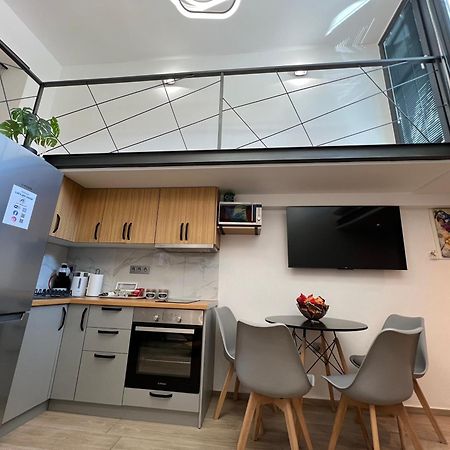 City Center Loft With Private Parking Kavala Buitenkant foto